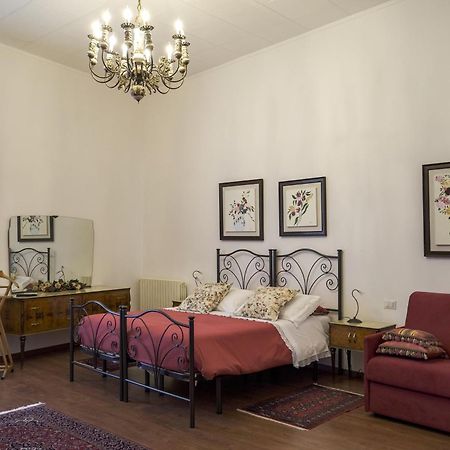 Bed and Breakfast La Casa Del Fabbro Troina Exterior foto